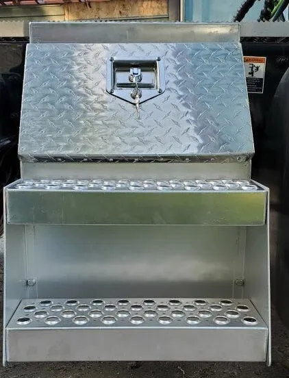 ALUMINUM STEP TOOL BOX