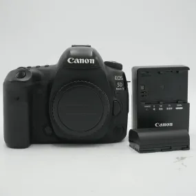 Canon EOS 5D Mark IV DSLR Camera (Body Only) *USED*