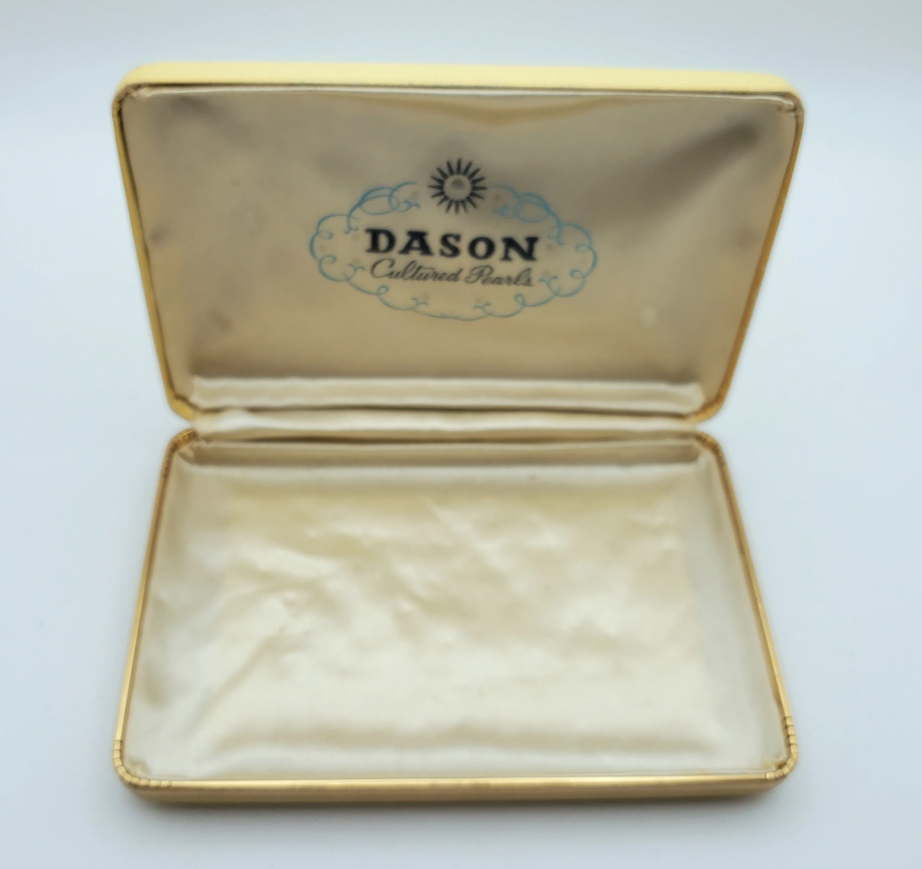 Dason Cultured Pearls - Vintage Hard Plastic Shell with Satin Interior Jewelry Box