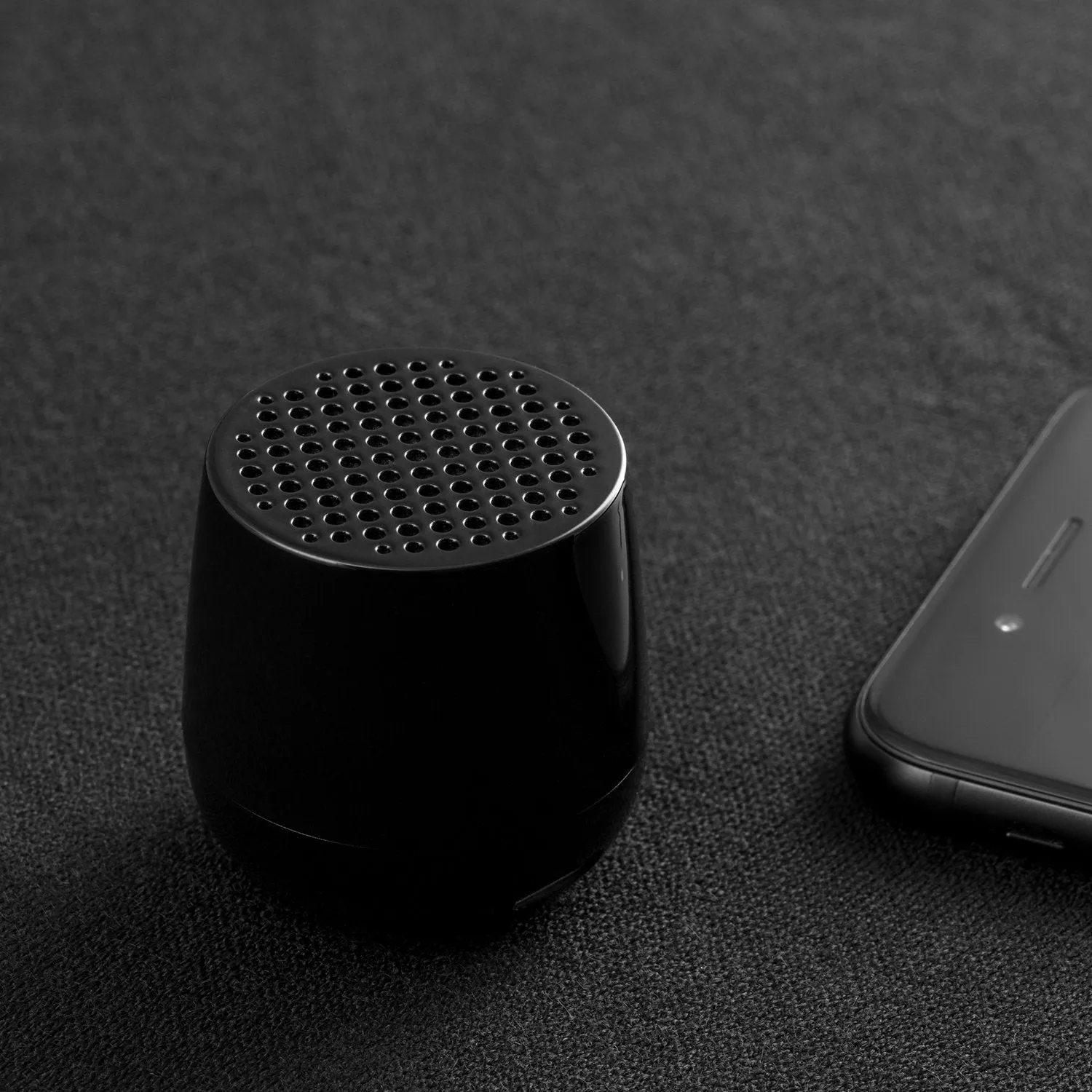 Lexon Mino  Wireless Charging Bluetooth Speaker