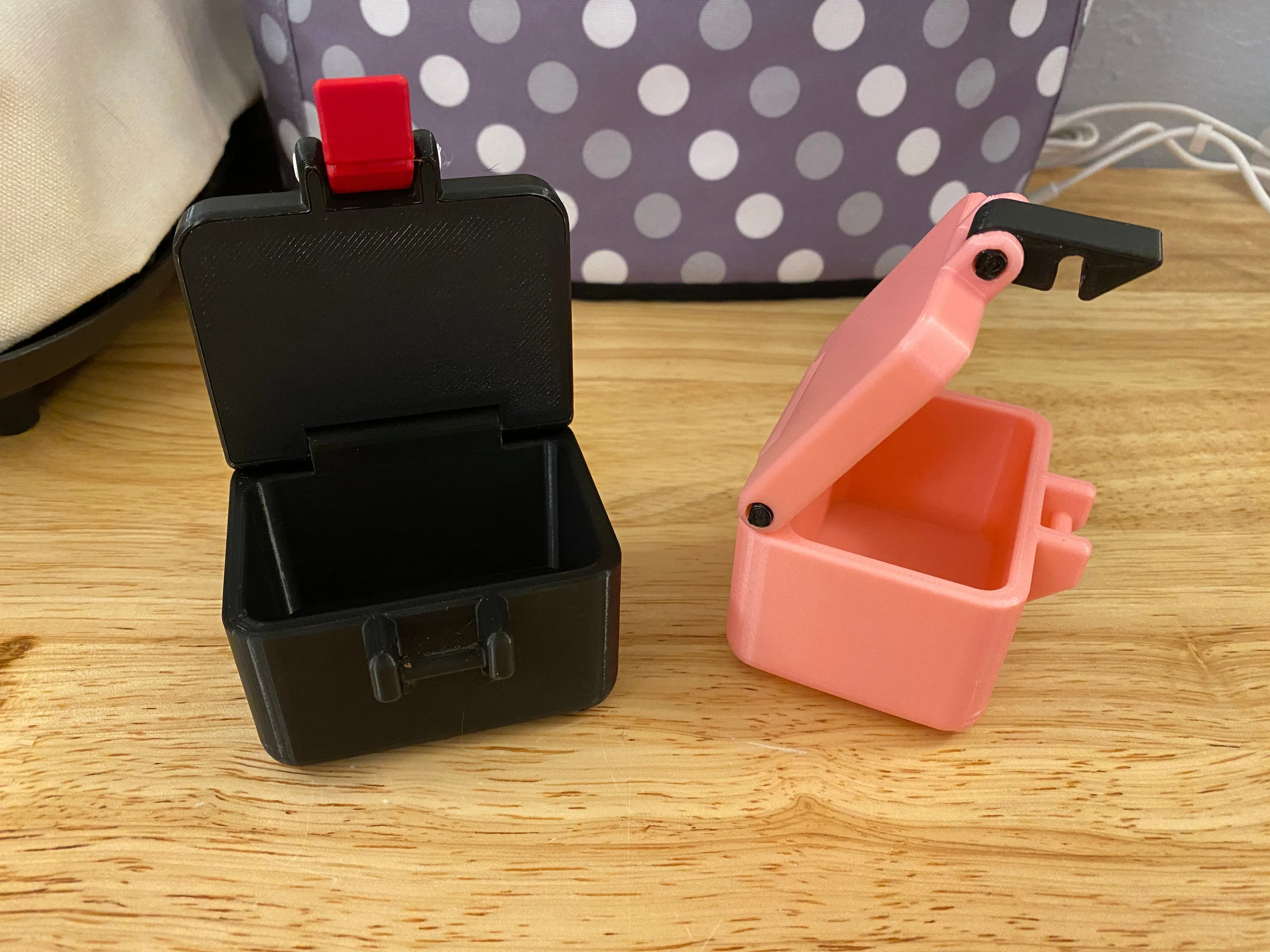 Mini Tricket Box, Mini Box with latch, 3D printed box with lid