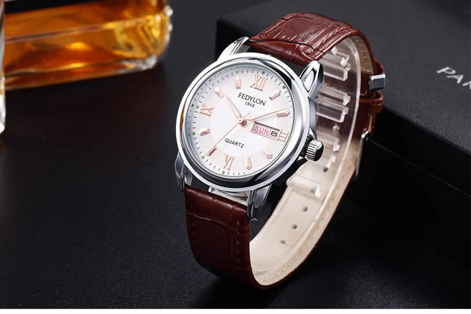 New Luxury Mens Watches Super Soft Leather Clock Men Date Day Calendar Waterproof Quartz Wrist Watches For Men