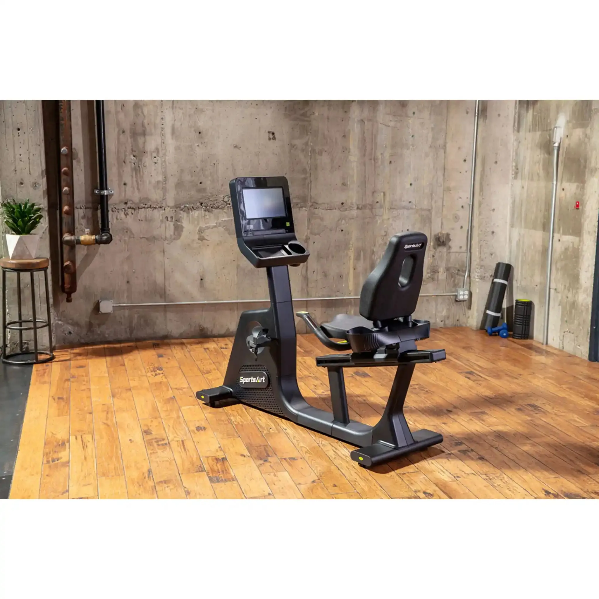 SportsArt C574R Elite Senza Recumbent Bike | 13 in